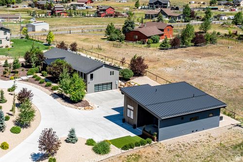 7143 Pace Pl, Park City, UT, 84098-5732 | Card Image