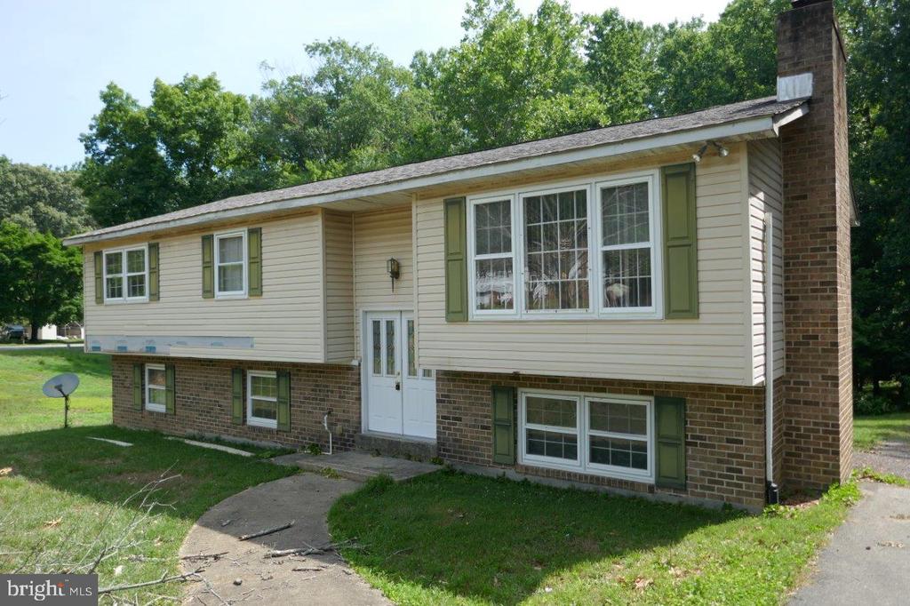 Daniel Cir, Mechanicsville, MD 20659