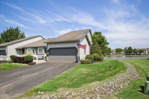 189 Summerhaven Dr S, East Syracuse, NY, 13057-3117 | Card Image