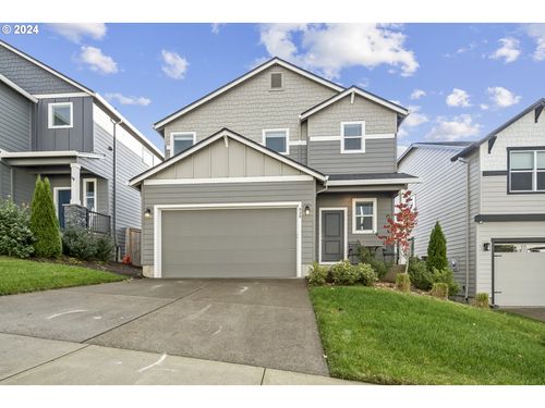 938 Ne Wildwood Dr, Estacada, OR, 97023 | Card Image