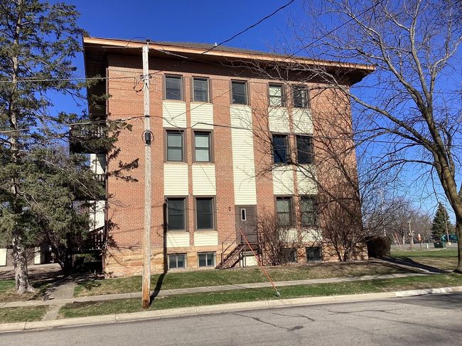 913 Abbott St | Image 5