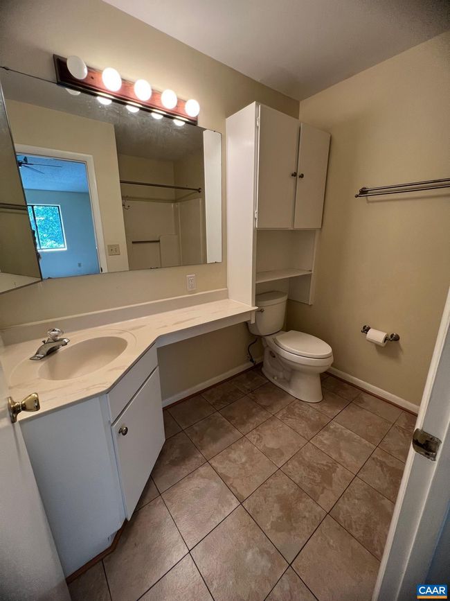 APT-12 - 125 Turtle Creek Rd, Condo with 2 bedrooms, 2 bathrooms and null parking in CHARLOTTESVILLE VA | Image 14
