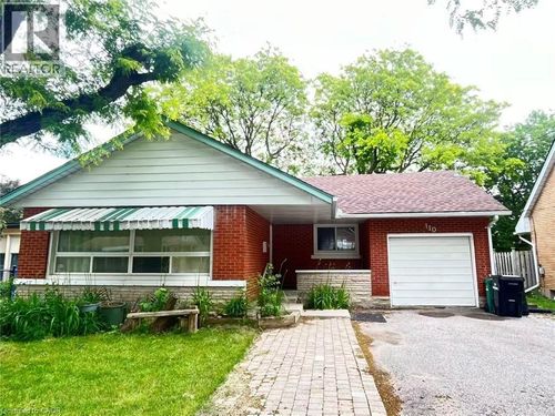 110 Peppler St, Waterloo, ON, N2J3C8 | Card Image