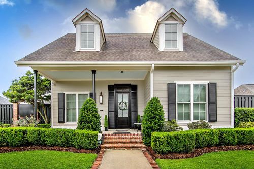 124 Rue Pelletier, Thibodaux, LA, 70301 | Card Image