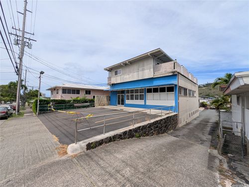 1638 10th Ave, Honolulu, HI, 96816-2861 | Card Image
