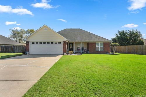 31 Hummingbird Dr, Vilonia, AR, 72173-8011 | Card Image