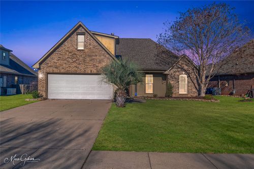 307 Briars Ct, Bossier City, LA, 71111-6133 | Card Image