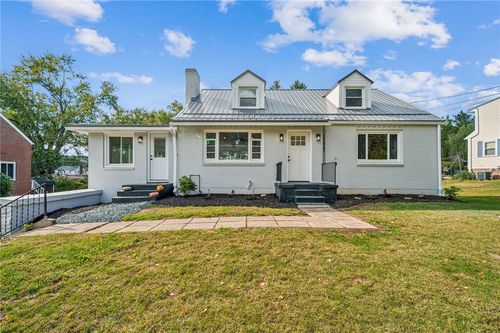 3138 Chestnut St, Murrysville, PA, 15668-1531 | Card Image