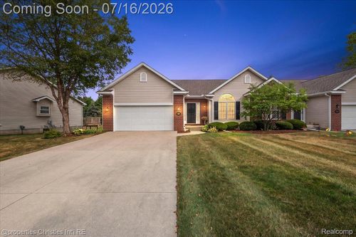 3181 Ivy Ln, Grand Blanc, MI, 48439-8198 | Card Image
