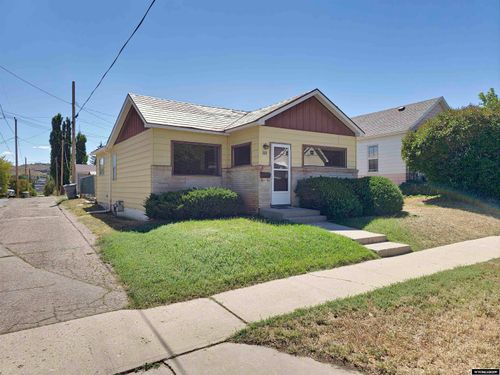 525 8th St, Evanston, WY, 82930-3516 | Card Image