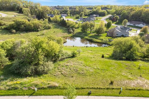 274 Moraine Dr, RIPON, WI, 54971-8500 | Card Image