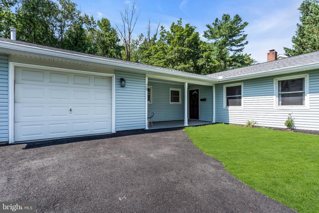 Residential in WILLINGBORO 2