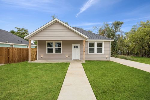 1116 E Pulaski St, Fort Worth, TX, 76104-3740 | Card Image