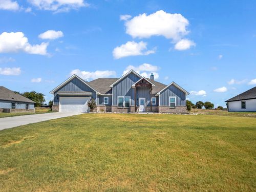 1017 Don Eve Ct, Azle, TX, 76020-2059 | Card Image