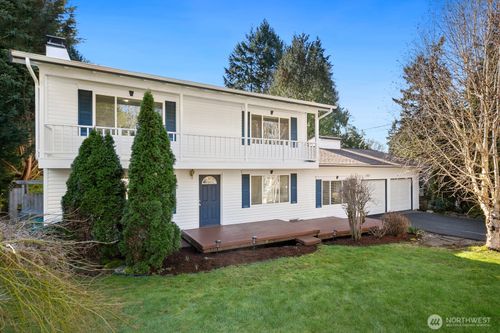 7037 Ne 137th St, Kirkland, WA, 98034-5010 | Card Image
