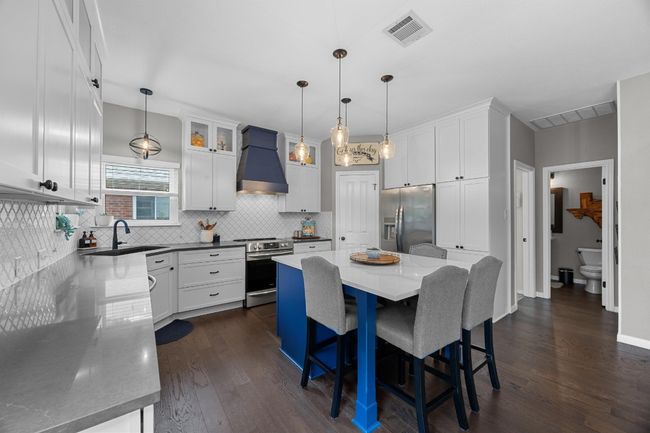 2003 Red Oak Cir, House other with 3 bedrooms, 3 bathrooms and 4 parking in Round Rock TX | Image 15