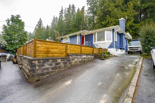 1749 Deep Cove Rd, North Vancouver, BC, V7G1S4 | Card Image