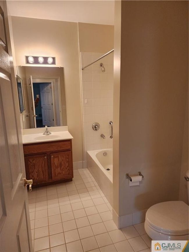 415 540 Cranbury Road, Sold in East Brunswick Zoocasa