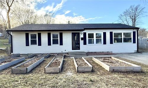 1116 N Swope Dr, Independence, MO, 64056-1144 | Card Image