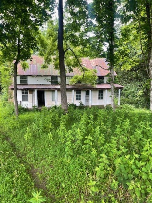10827 Celina Road, Burkesville, KY, 42717 | Card Image