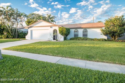 210 Maple Dr, Satellite Beach, FL, 32937-3219 | Card Image