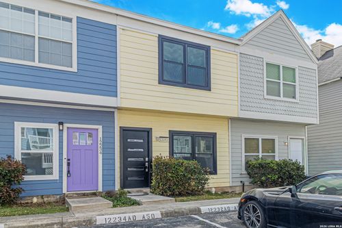12232 Apricot Dr, San Antonio, TX, 78247-4234 | Card Image