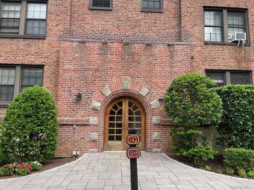 apt-4n-192 Garth Rd, Scarsdale, NY, 10583-3815 | Card Image