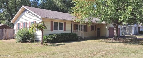111 Maple St, Lamar, MO, 64759-1052 | Card Image