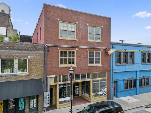 212 W Mcdaniel St, Springfield, MO, 65806-1310 | Card Image