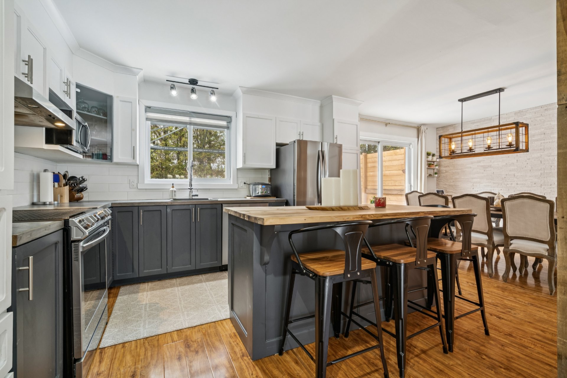 Residential in Sainte-Sophie 4