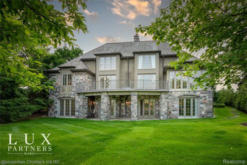 2937 Turtle Pond Ct, Bloomfield Hills, MI, 48302-0720 | Card Image