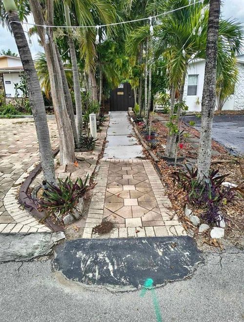unit-b-5741 Sw 24th Avenue, Dania Beach, FL, 33312 | Card Image