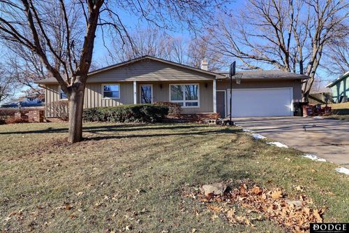 2811 Douglas Drive, Fremont, NE, 68025 | Card Image