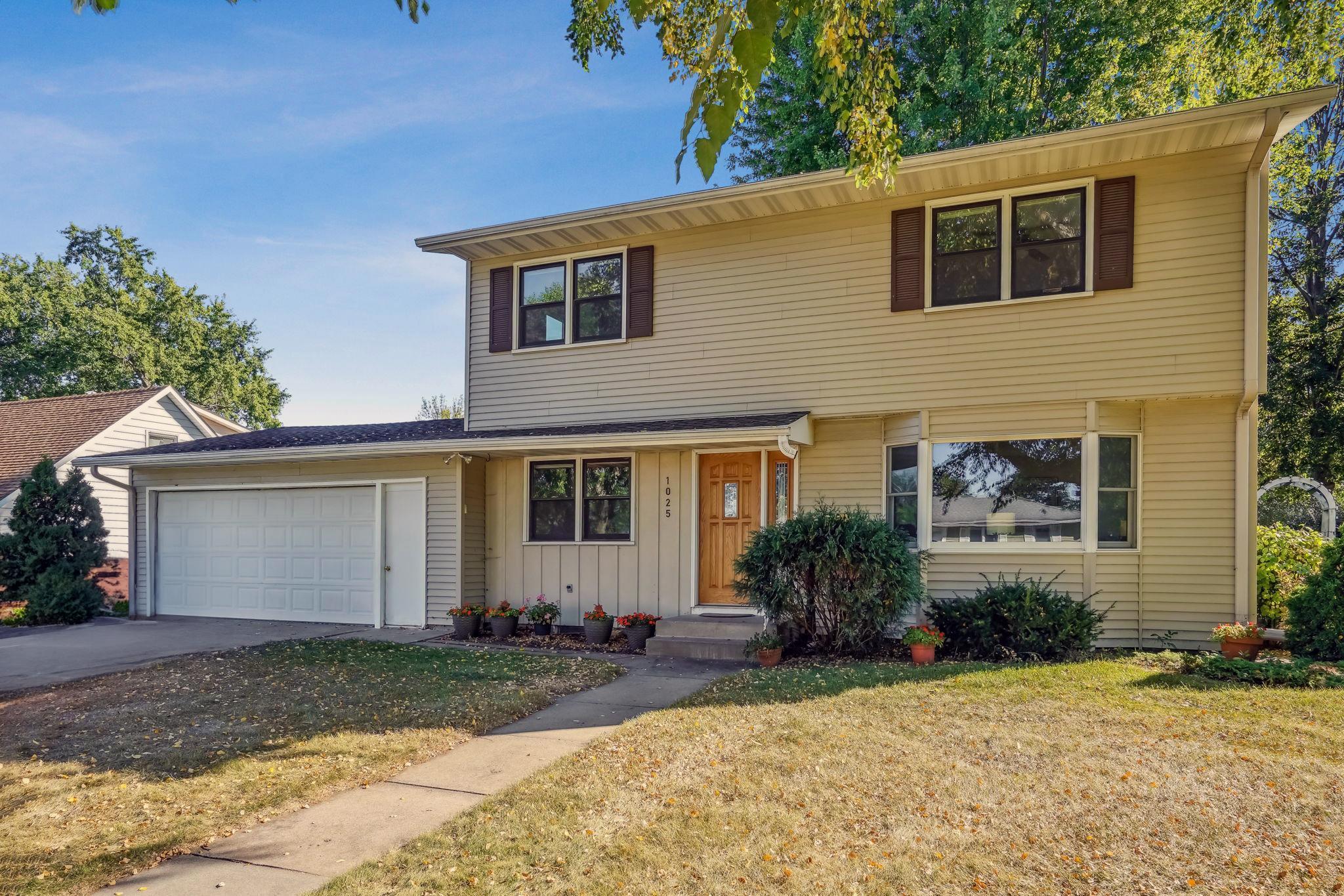 14th St, Hastings, MN 55033