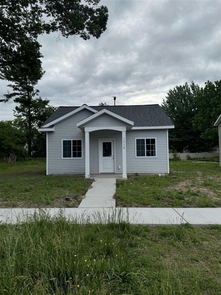 Jiroch St, Muskegon, MI 49442