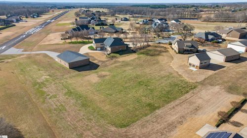 227 Vista Pointe Dr, GREER, SC, 29651-7417 | Card Image