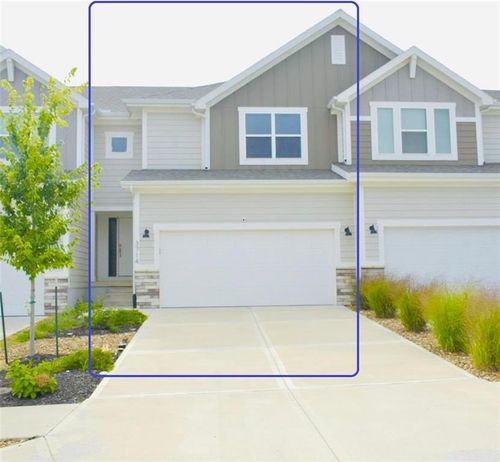 3714 Sw Walsh Dr, Lee's Summit, MO, 64082-2206 | Card Image