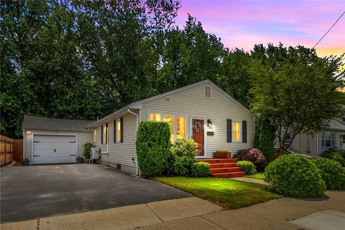 1958 Cranston St, Cranston, RI, 02920-3969 | Card Image