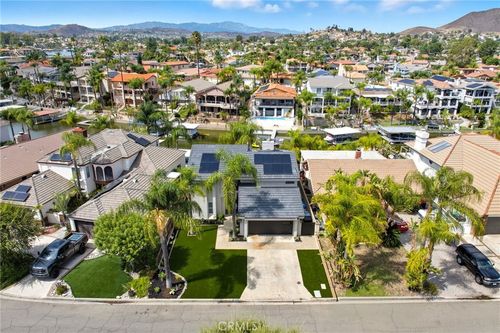 30231 White Wake Dr, Canyon Lake, CA, 92587-7494 | Card Image