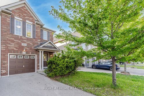 3029 Mission Hill Dr, Mississauga, ON, L5M0B8 | Card Image