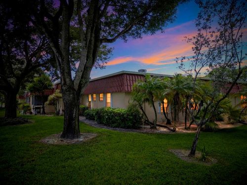 b-857 Worcester Ln, Lake Worth, FL, 33467-2104 | Card Image