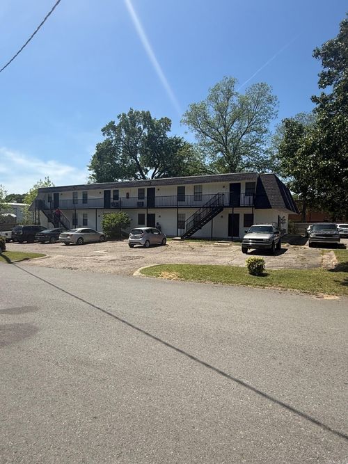 101 S Locust St, Searcy, AR, 72143-5412 | Card Image