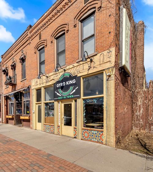 320 Water St, EAU CLAIRE, WI, 54703-5662 | Card Image