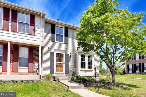 511 Hollyberry Way, FREDERICK, MD, 21703-6214 | Card Image