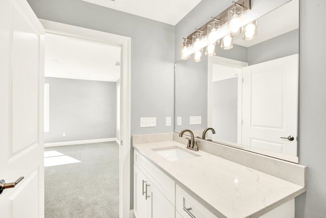 2-2 - 11-2 Porch Light Dr, Condo with 3 bedrooms, 3 bathrooms and null parking in Dover NH | Image 27