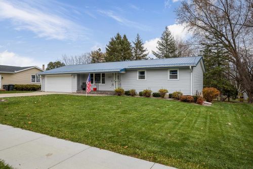 1321 N Van Buren St, Stoughton, WI, 53589-1024 | Card Image