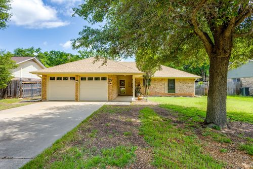706 Holly Hill Rd, Mineral Wells, TX, 76067-5079 | Card Image
