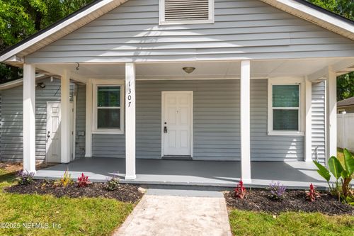1307 Neva St, JACKSONVILLE, FL, 32205-6816 | Card Image