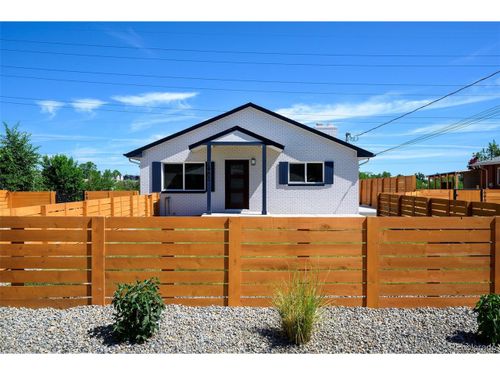 4901 W 11th Ave, Denver, CO, 80204-2819 | Card Image
