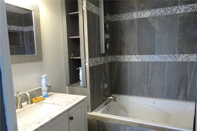765 Us Highway 63, House other with 5 bedrooms, 2 bathrooms and null parking in Clayton WI | Image 21